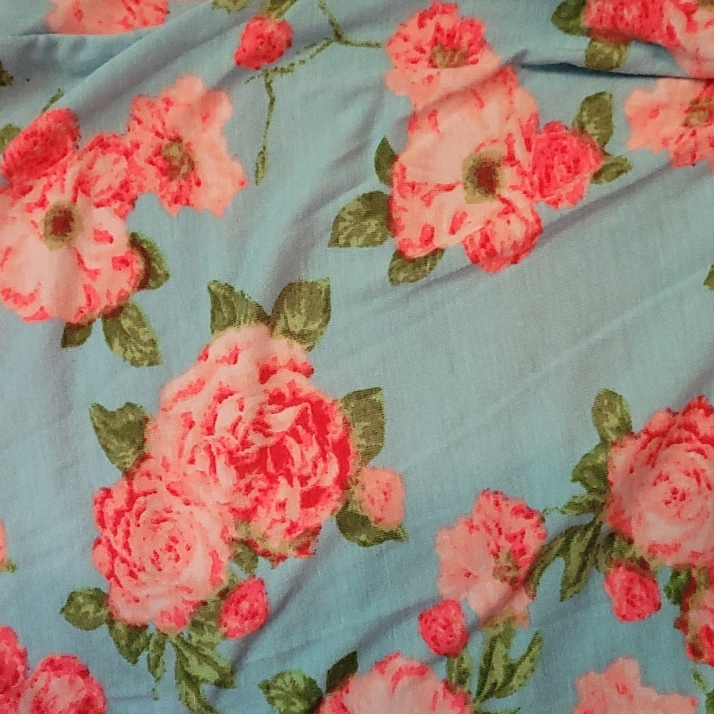 Floral Robe - Picture 2 of 3